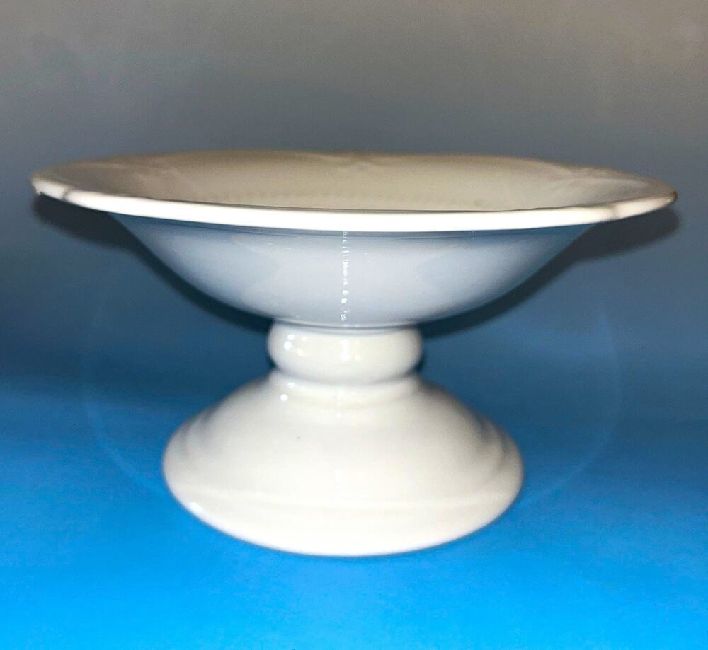 Southern Living White Glossy Ceramic Round Pedestal Serving Bowl, Solid